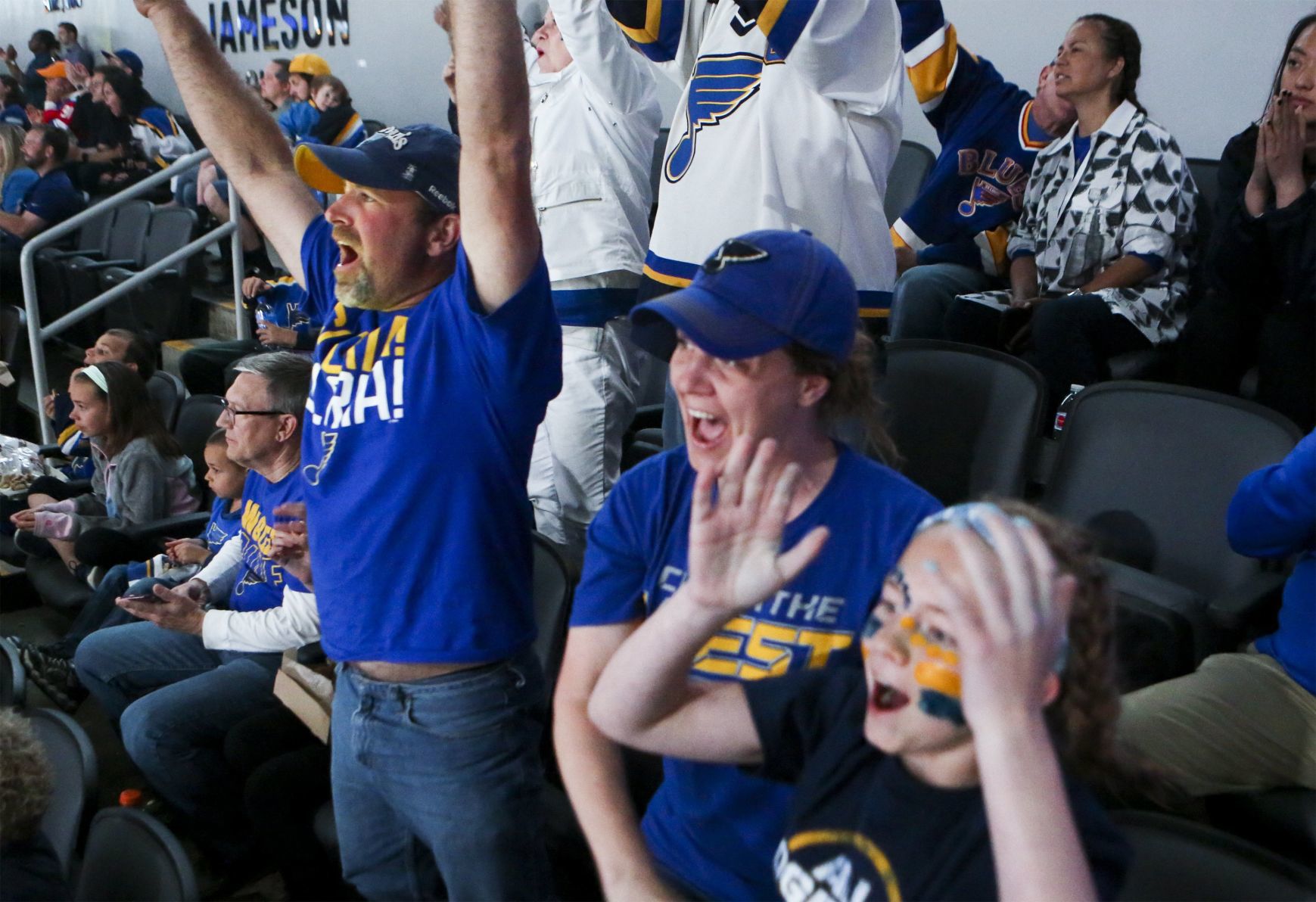 Stanley Cup: Fans watch Game 7 at Enterprise Center